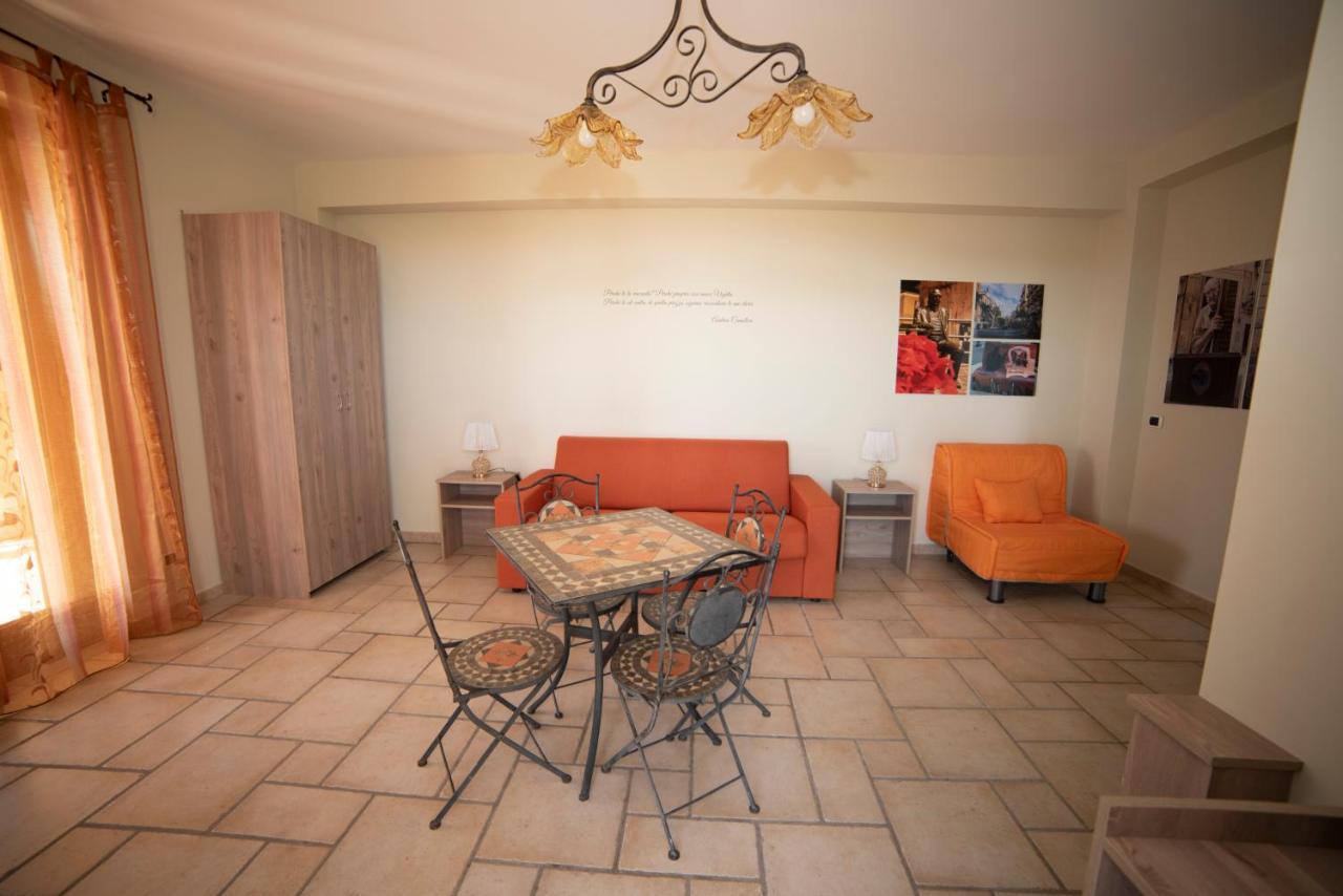B&B La Terrazza Degli Scrittori Racalmuto Exterior foto